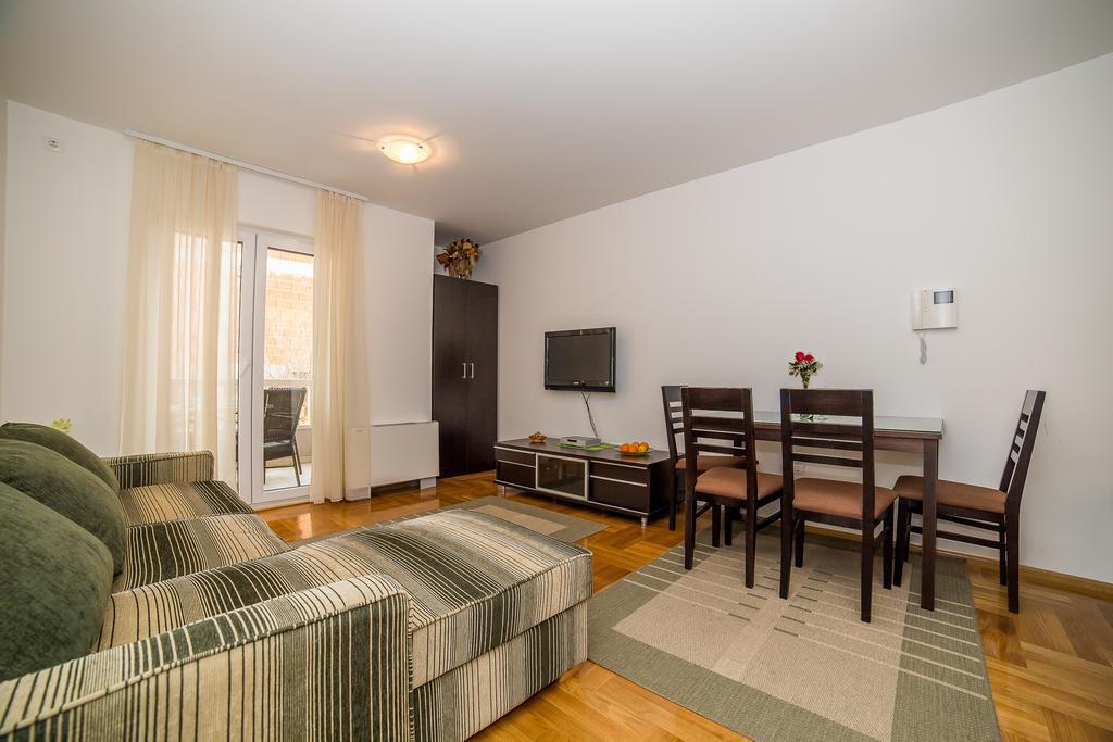 Apartments Kristina Makarska Eksteriør billede