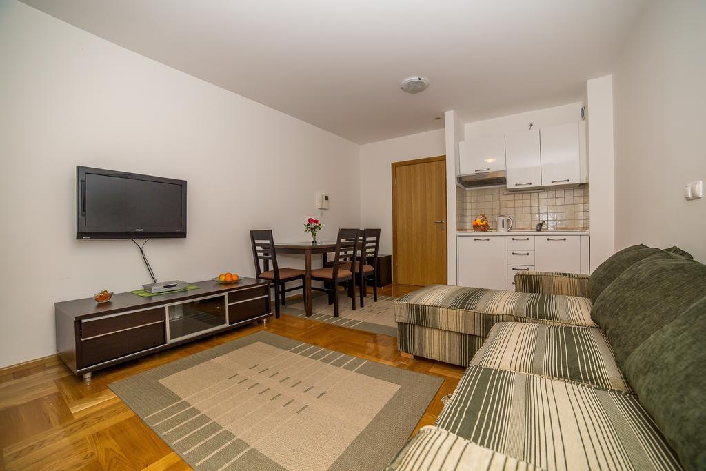 Apartments Kristina Makarska Eksteriør billede