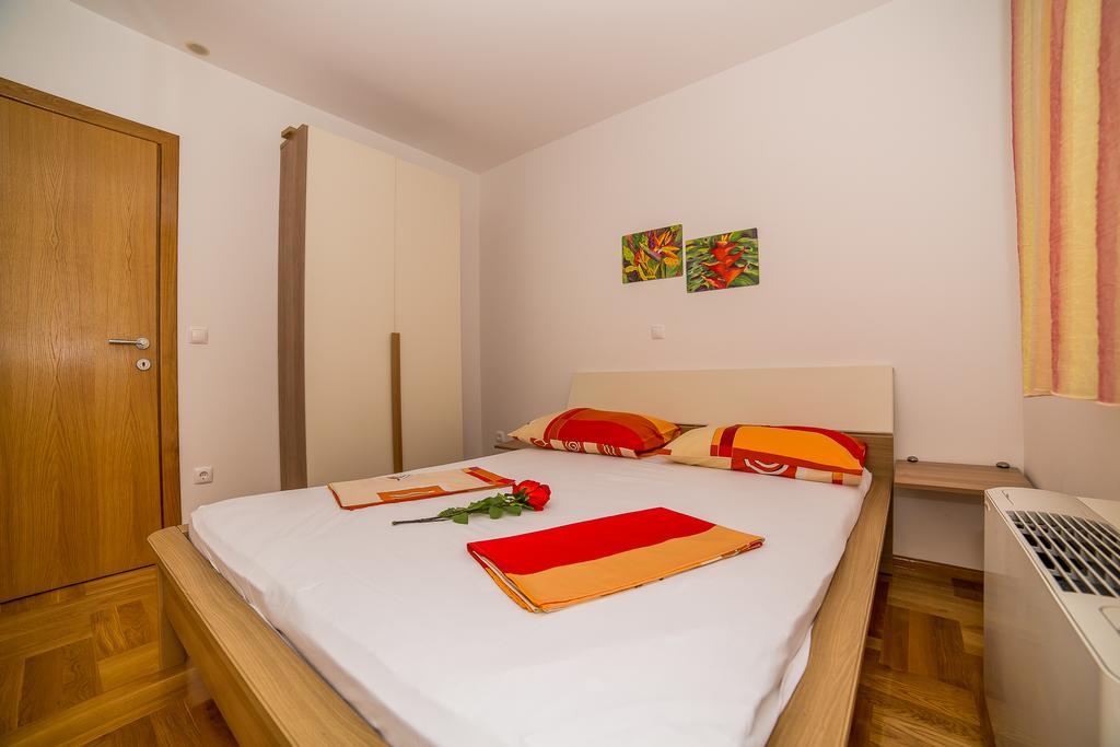 Apartments Kristina Makarska Eksteriør billede