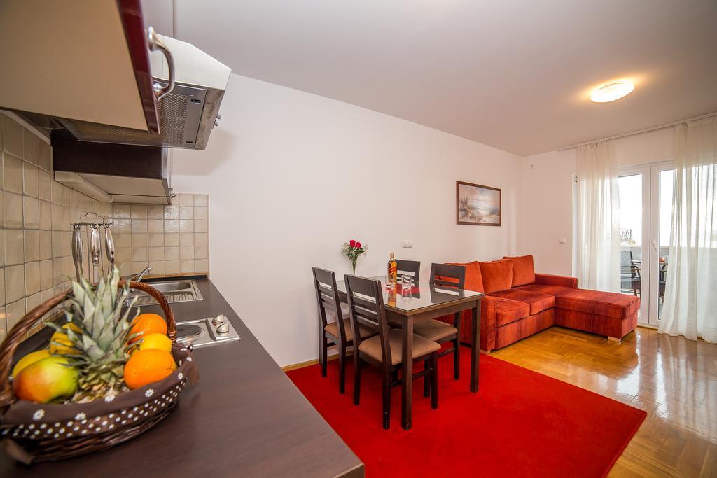 Apartments Kristina Makarska Eksteriør billede