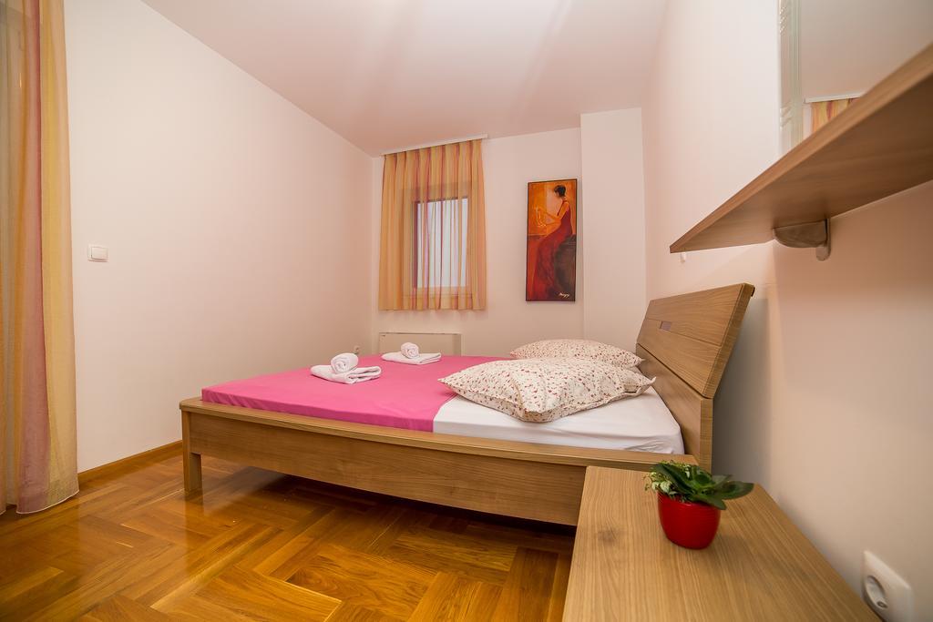 Apartments Kristina Makarska Eksteriør billede