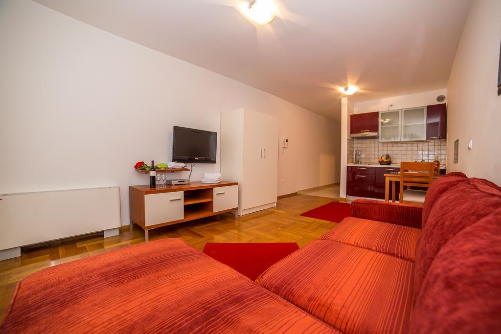 Apartments Kristina Makarska Eksteriør billede